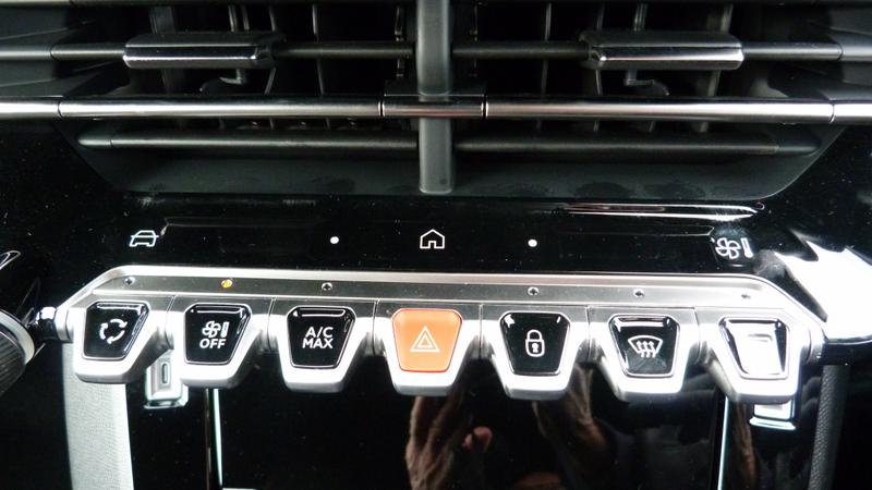 Used Peugeot 2008 2025 for sale - 76302696: Photo 17