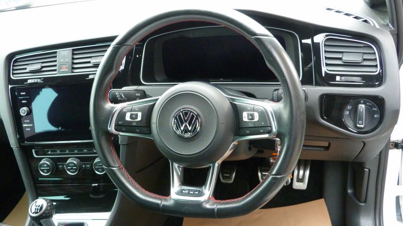 Used Volkswagen Golf 2017 for sale - 78206305: Photo 14