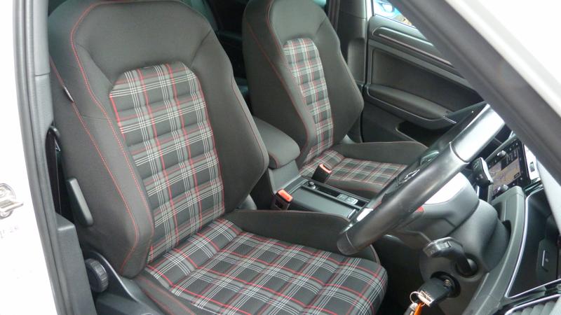 Used Volkswagen Golf 2017 for sale - 78206305: Photo 25