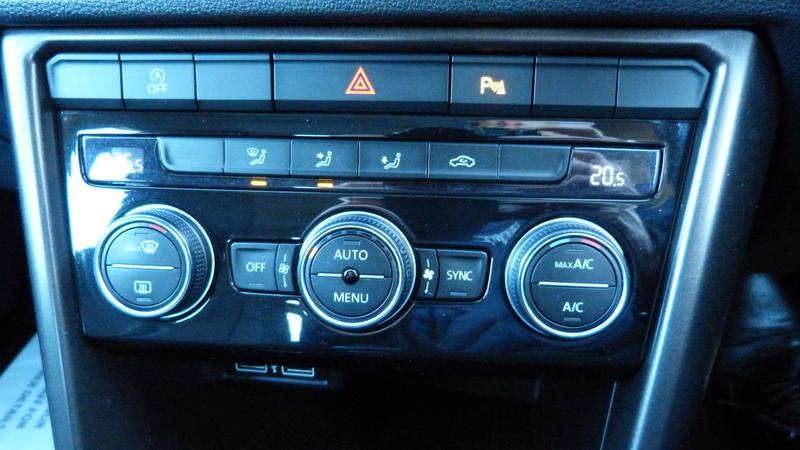 Used Volkswagen T-Roc 2018 for sale - 76603372: Photo 15