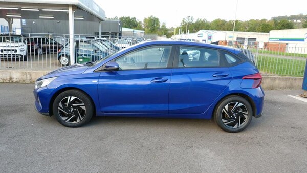Used Hyundai i20 2023 for sale - 76161999: Photo 4