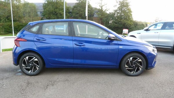 Used Hyundai i20 2023 for sale - 76161999: Photo 9