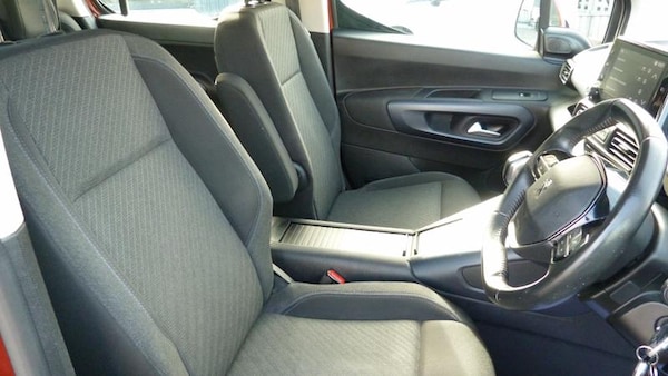 Used Peugeot Rifter 2020 for sale - 76302646: Photo 25