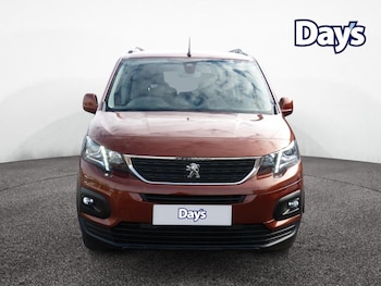 Used Peugeot Rifter 2020 for sale - 76302646: Photo 2
