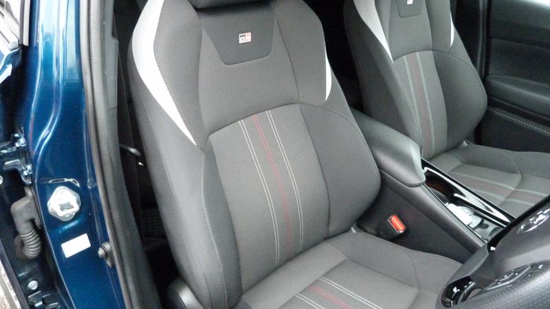 Used Toyota C-HR 2023 for sale - 77326953: Photo 11