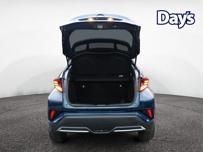 Used Toyota C-HR 2023 for sale - 77326953: Photo 8