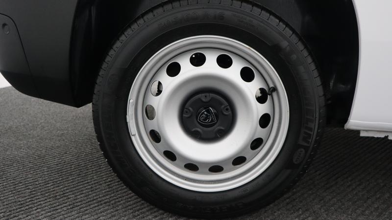 Used Vauxhall Astra 2010 for sale - 78008429: Photo 18