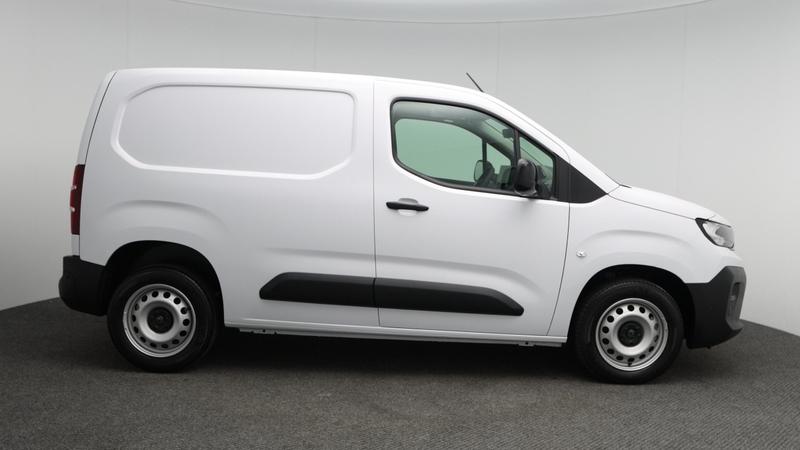 Used Vauxhall Astra 2010 for sale - 78008429: Photo 2