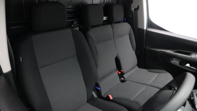 Used Aston Martin DBS 2010 for sale - 77117306: Photo 10