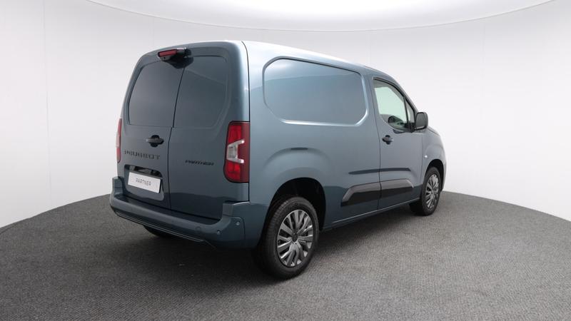 Used Aston Martin DBS 2010 for sale - 77117306: Photo 3