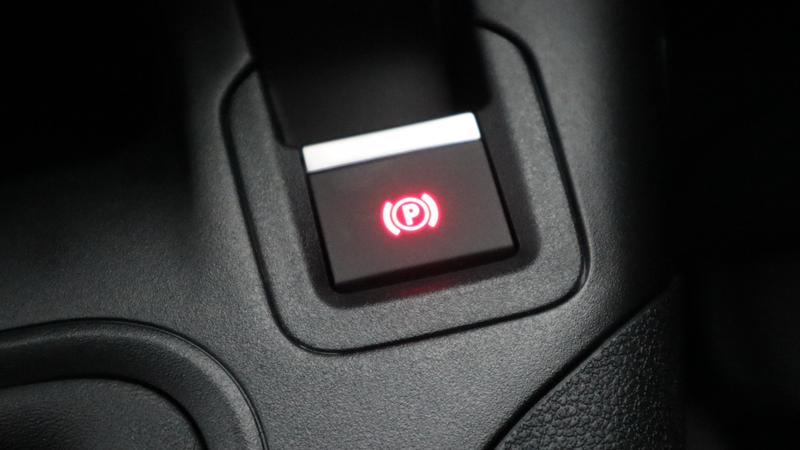 Used Aston Martin DBS 2010 for sale - 77117306: Photo 36