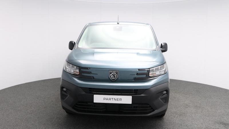 Used Aston Martin DBS 2010 for sale - 77117306: Photo 8