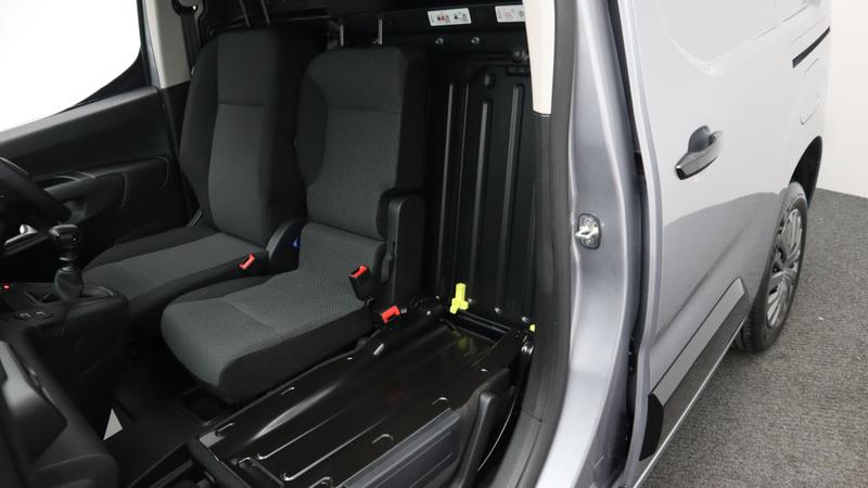 Used Peugeot Partner 2023 for sale - 77116827: Photo 13