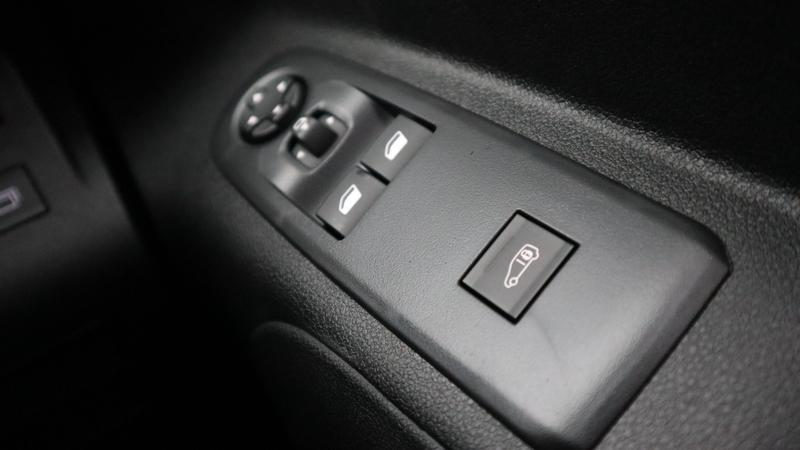 Used Volkswagen Polo 2011 for sale - 78008436: Photo 29