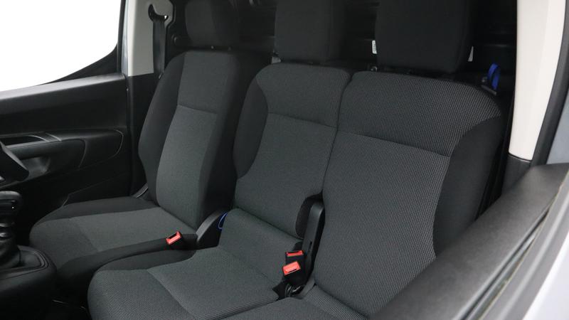 Used Ford Galaxy 2010 for sale - 77965880: Photo 12