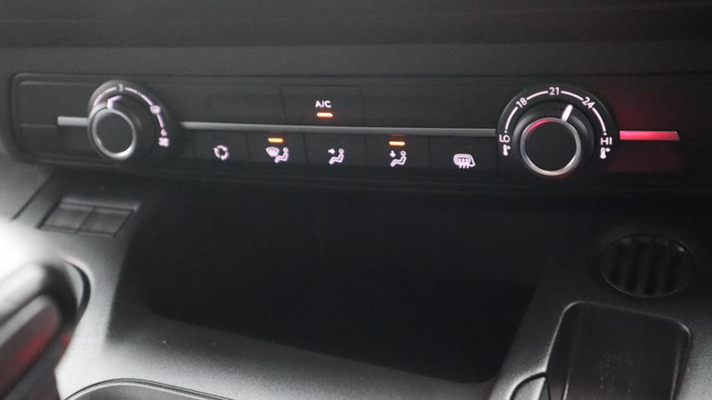 Used Ford Galaxy 2010 for sale - 77965880: Photo 29