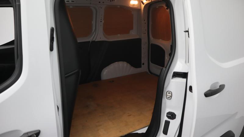 Used Citroen Berlingo 2023 for sale - 77785429: Photo 13
