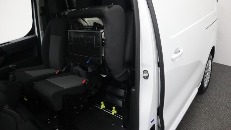 Used Toyota Corolla 1999 for sale - 77117130: Photo 13