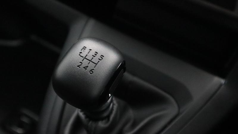 Used Toyota Corolla 1999 for sale - 77340013: Photo 34