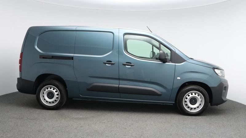 Used Renault Clio 2022 for sale - 78025680: Photo 2