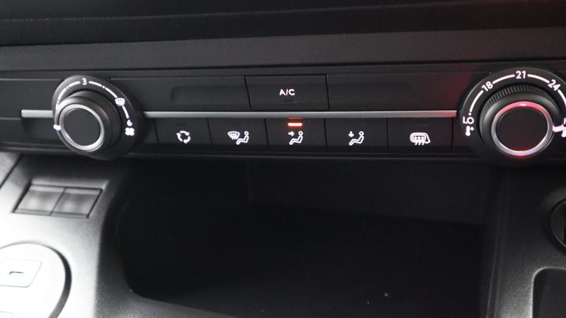 Used Renault Clio 2022 for sale - 78025680: Photo 24