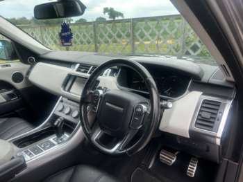 Used Land Rover Range Rover Sport 2015 for sale - 74758190: Photo