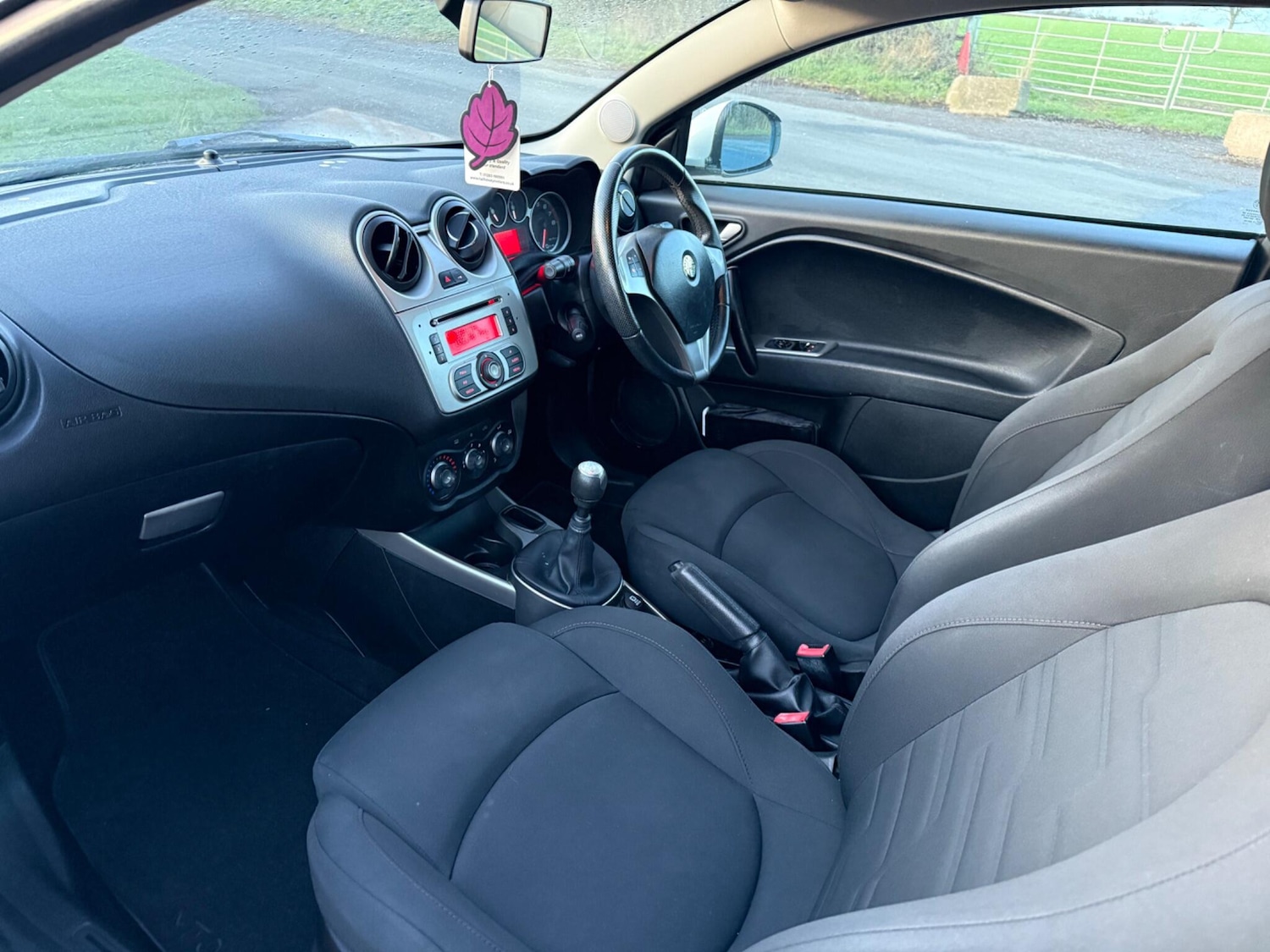 Used Alfa Romeo MiTo 2013 for sale - 77131546: Photo 11