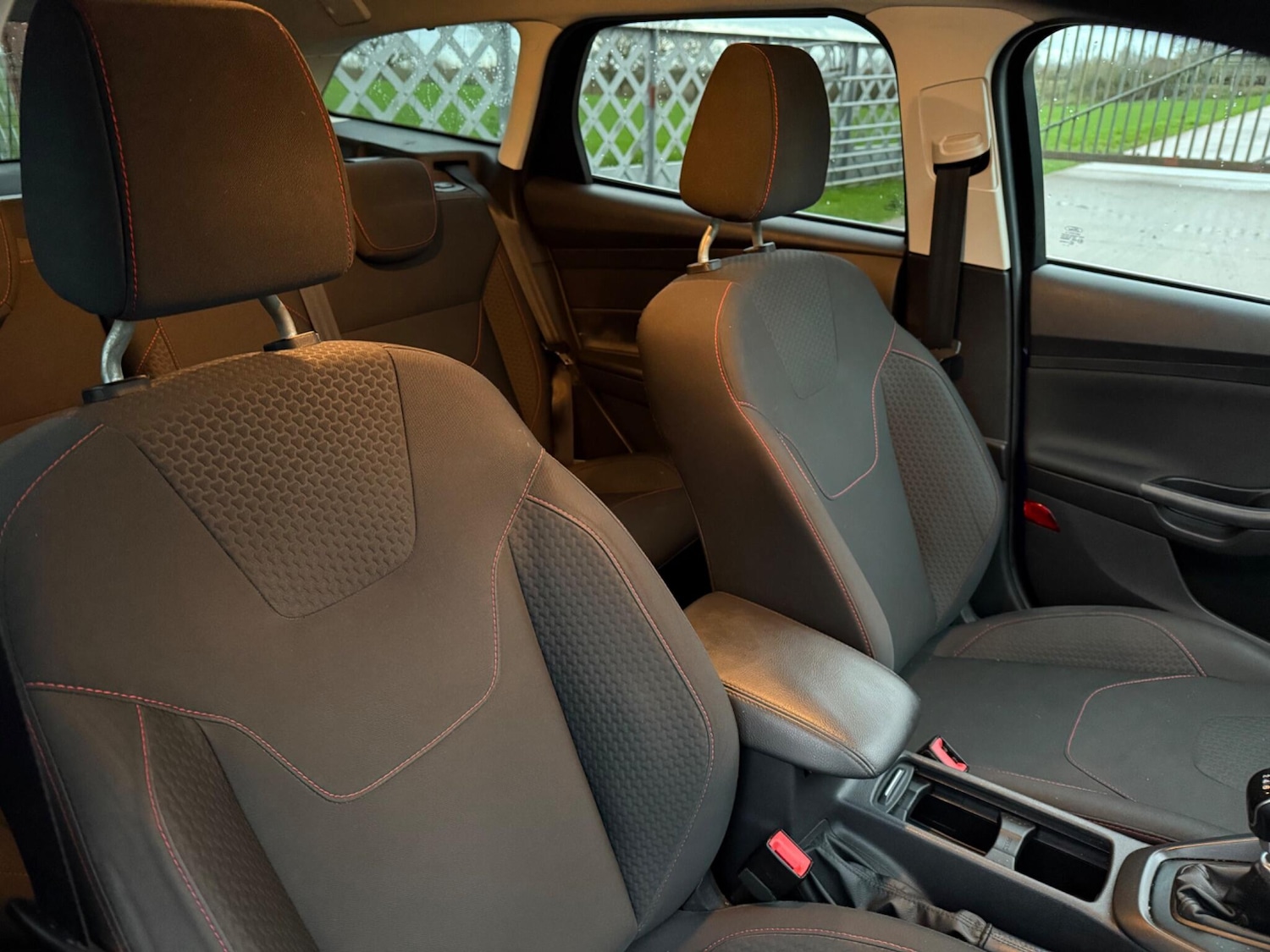 Used Ford Focus 2015 for sale - 76976361: Photo 8