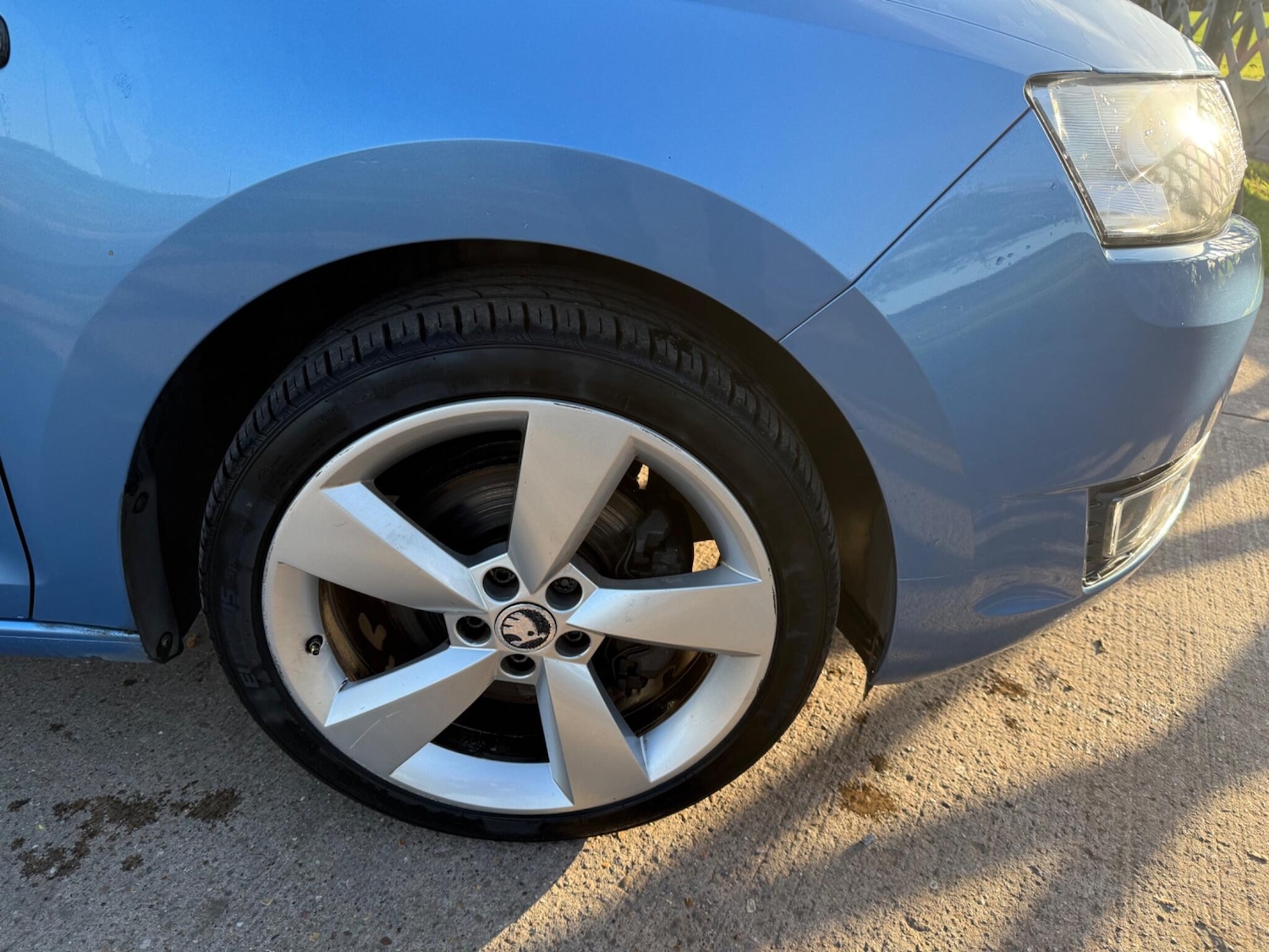 Used Skoda Rapid Spaceback 2015 for sale - 76996295: Photo 2