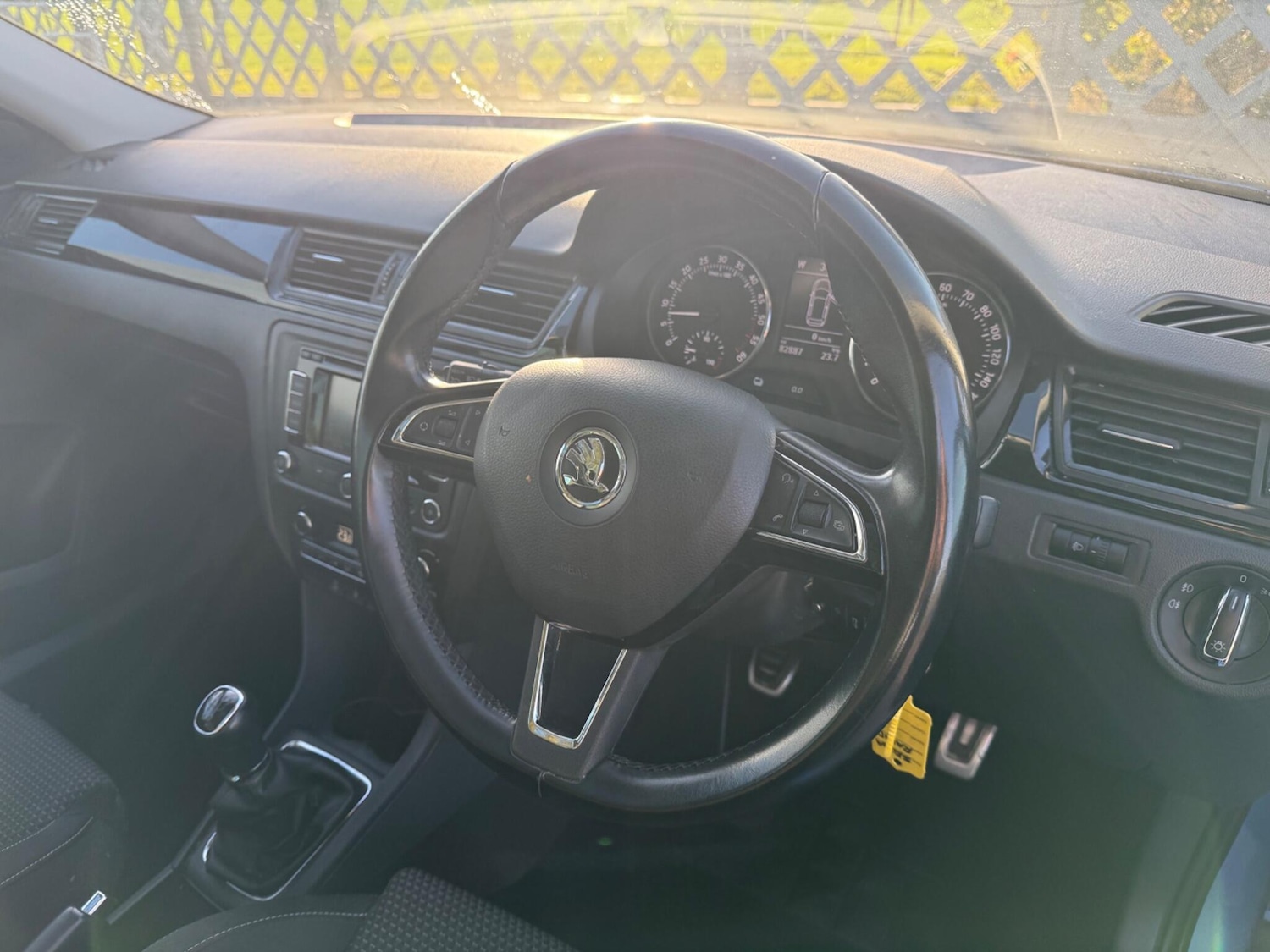 Used Skoda Rapid Spaceback 2015 for sale - 76996295: Photo 4