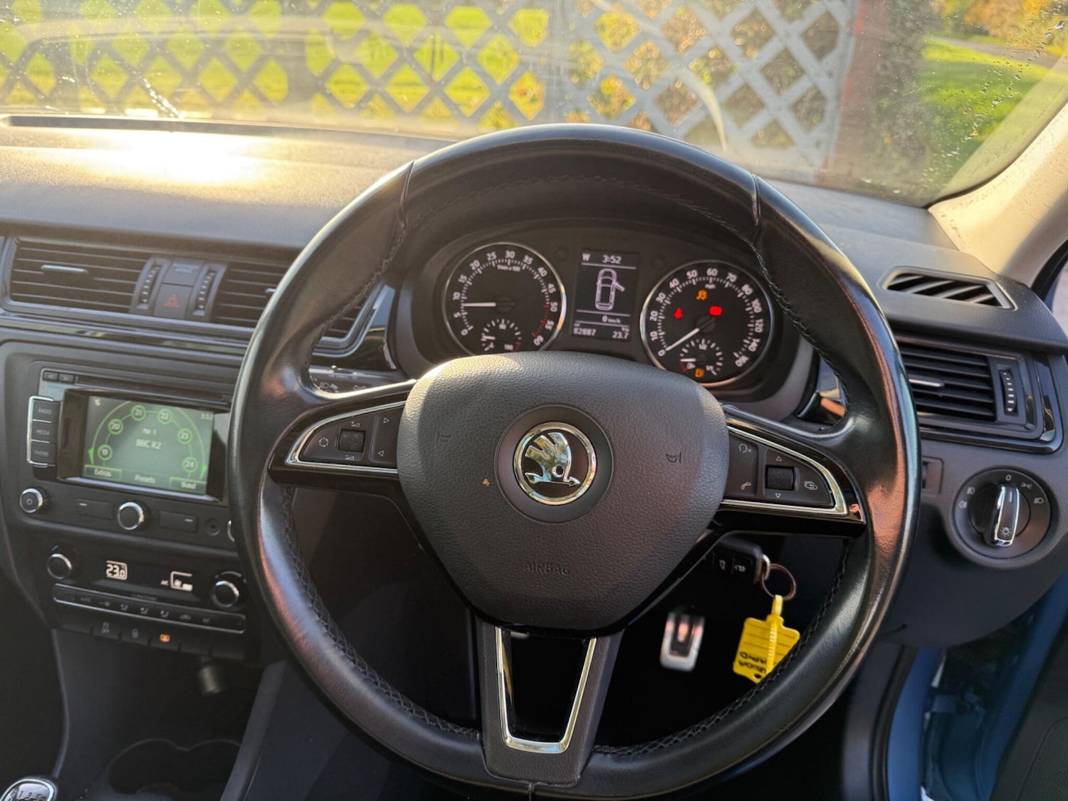 Used Skoda Rapid Spaceback 2015 for sale - 76996295: Photo 5