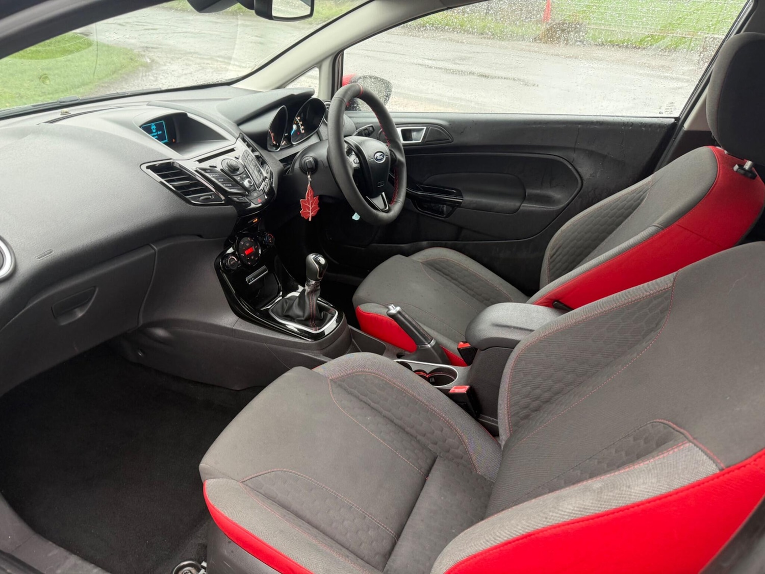 Used Ford Fiesta 2014 for sale - 77425900: Photo 10