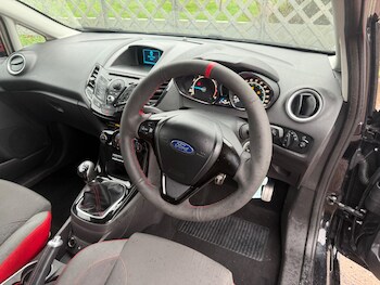 Used Ford Fiesta 2014 for sale - 77425900: Photo