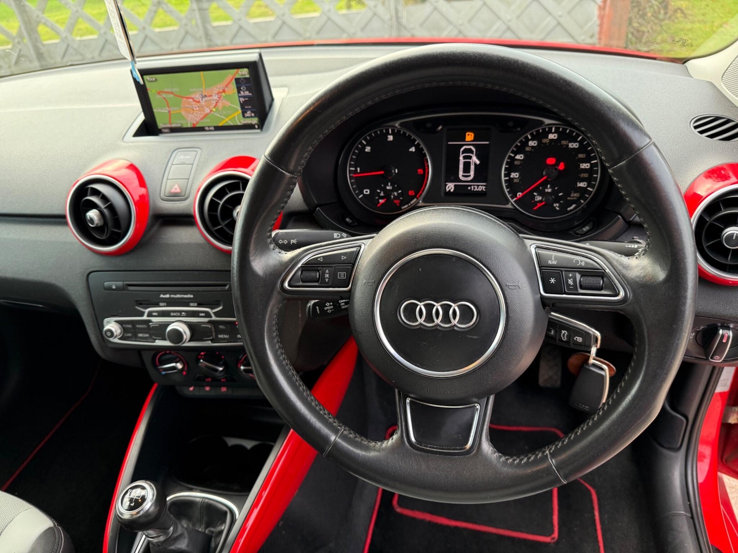 Used Audi A1 2013 for sale - 76389390: Photo 4