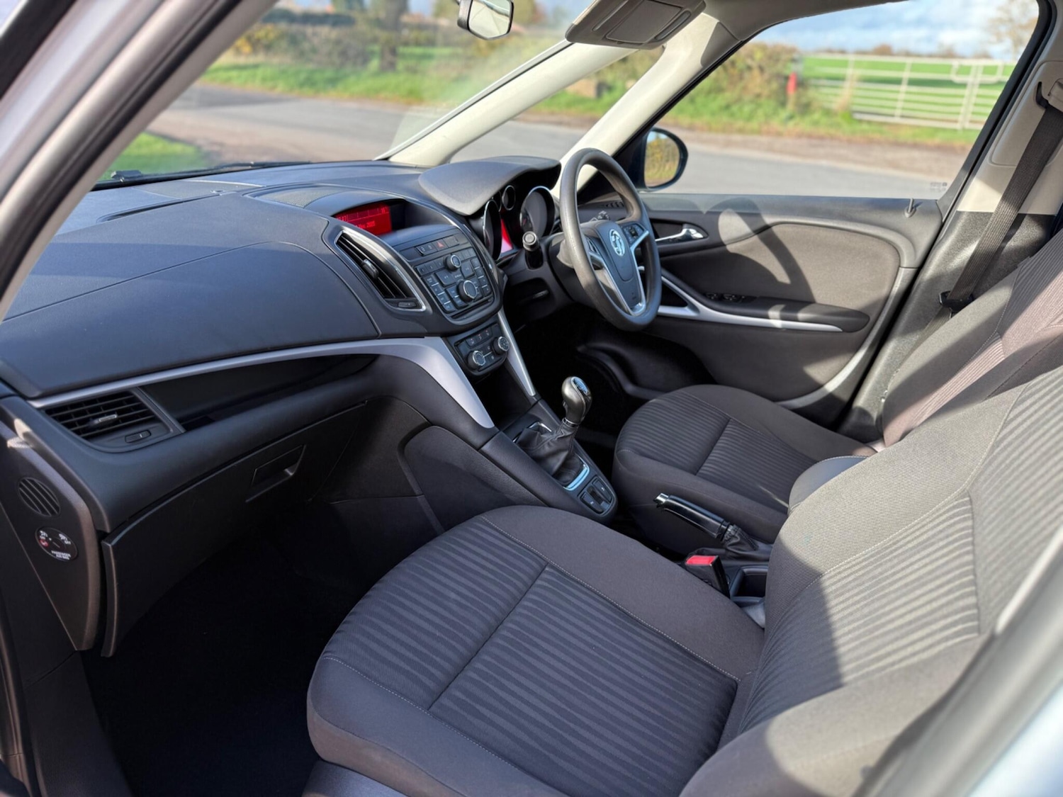 Used Vauxhall Zafira 2016 for sale - 76992186: Photo 11