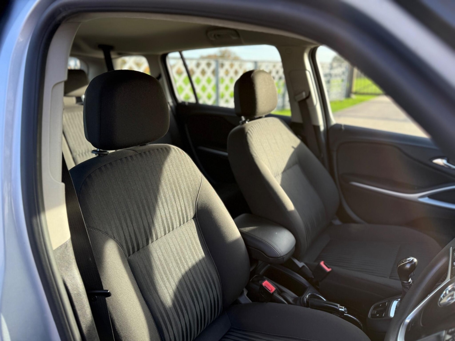 Used Vauxhall Zafira 2016 for sale - 76992186: Photo 6