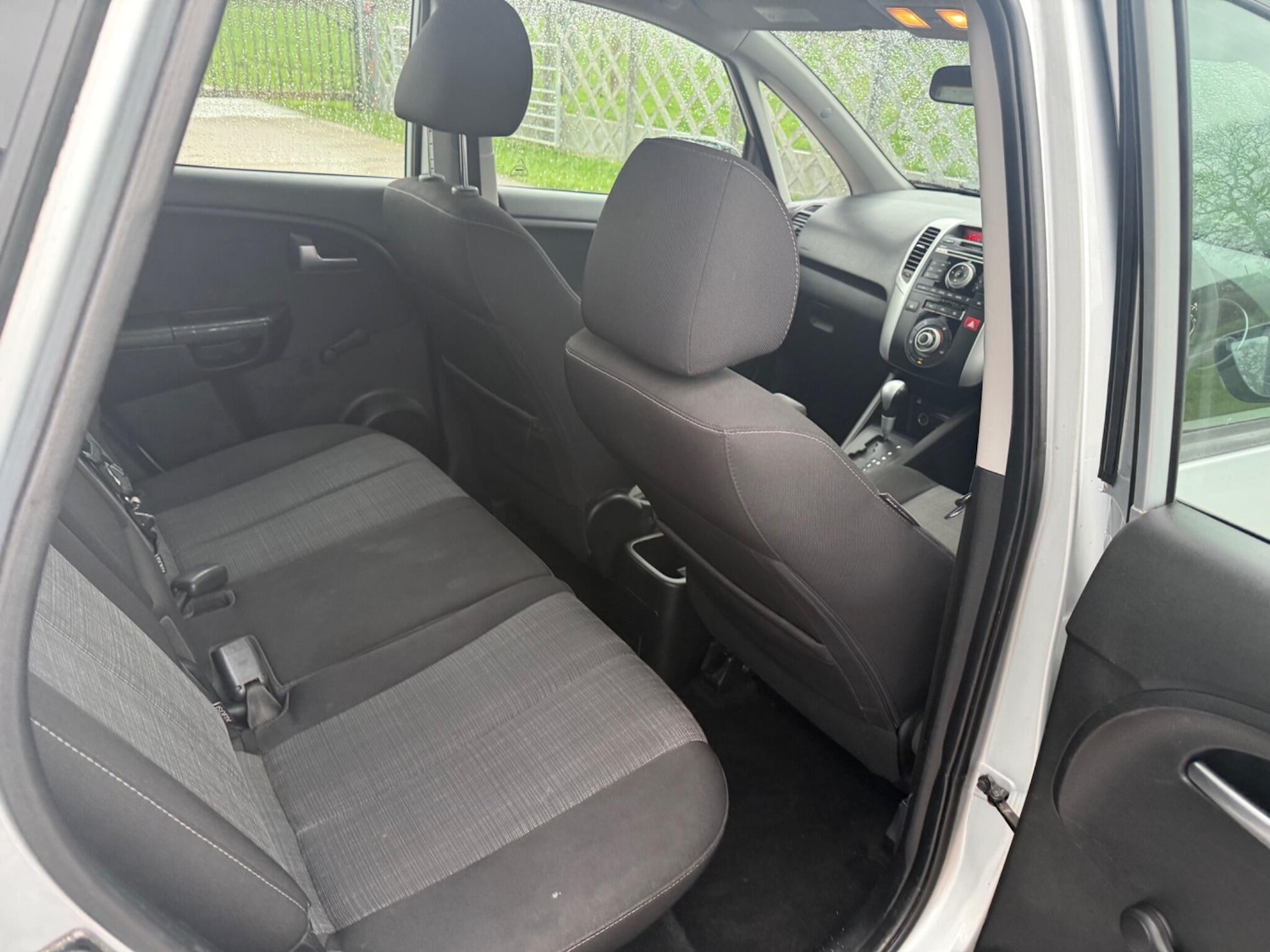 Used Kia Venga 2011 for sale - 77852914: Photo 8