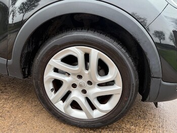 Used Renault Captur 2015 for sale - 77424891: Photo