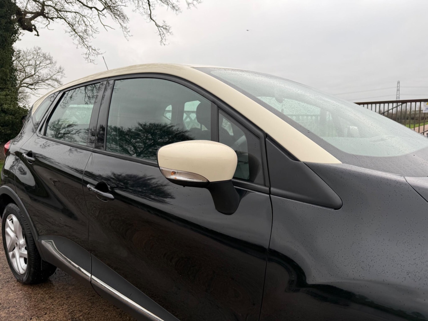 Used Renault Captur 2015 for sale - 77424891: Photo 3