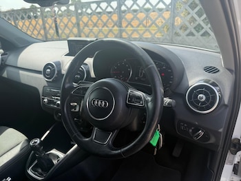 Used Audi A1 2015 for sale - 79544177: Photo