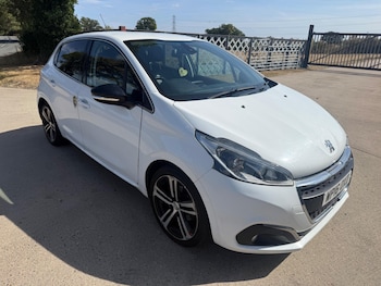 Used Peugeot 208 2016 for sale - 79621950: Photo