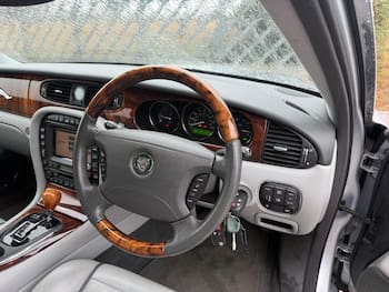 Used Jaguar XJ 2006 for sale - 79677040: Photo