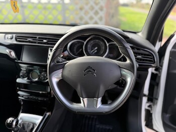 Used DS Automobiles DS 3 2016 for sale - 77769678: Photo