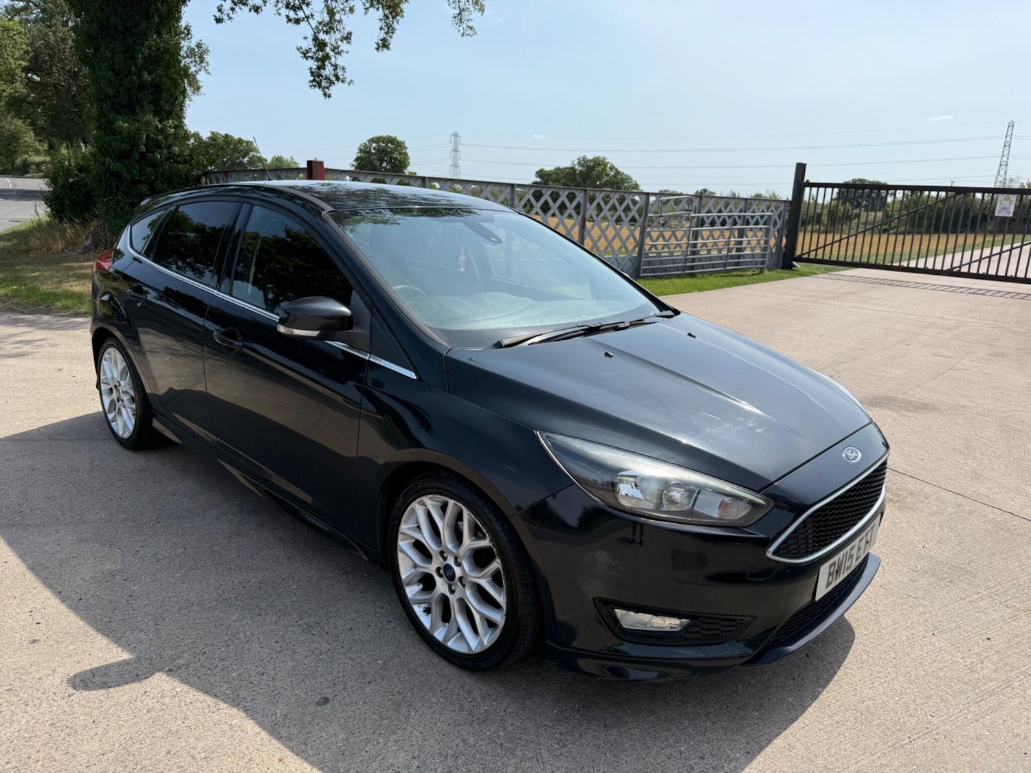 Used Ford Focus 2015 for sale - 76370676: Photo 1