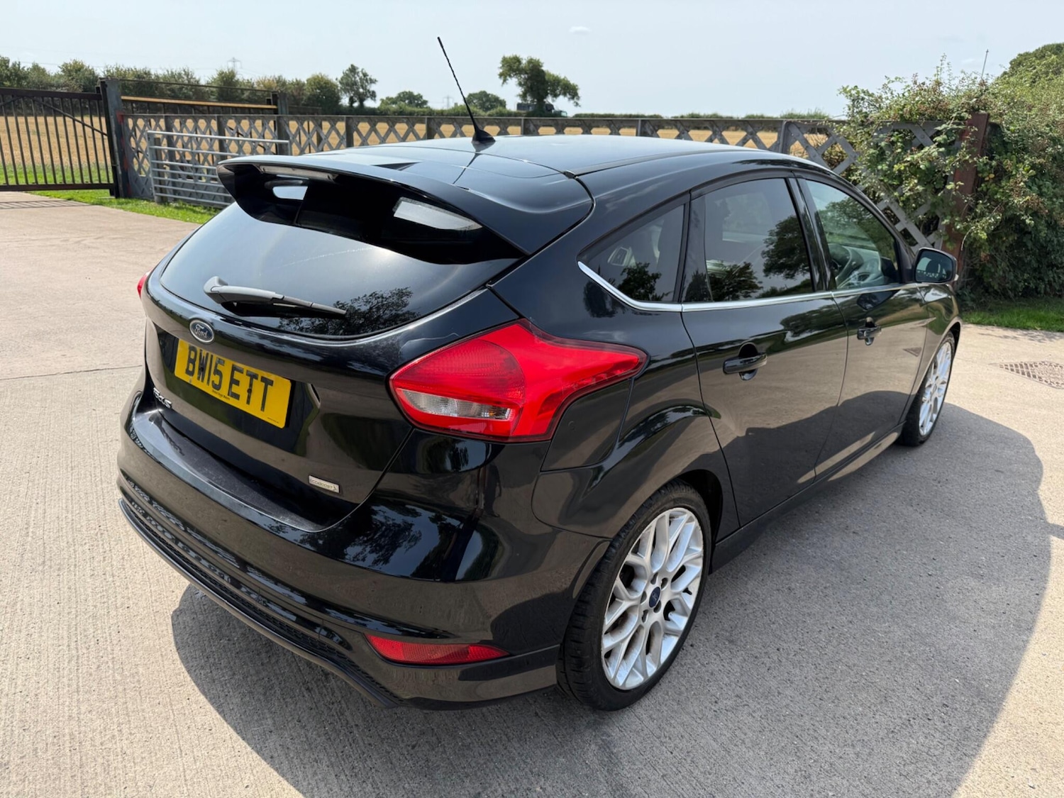 Used Ford Focus 2015 for sale - 76370676: Photo 9