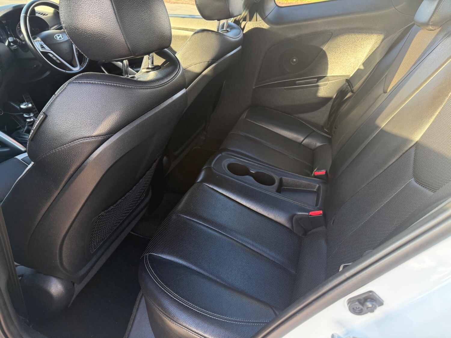 Used Hyundai Veloster 2014 for sale - 76632964: Photo 11