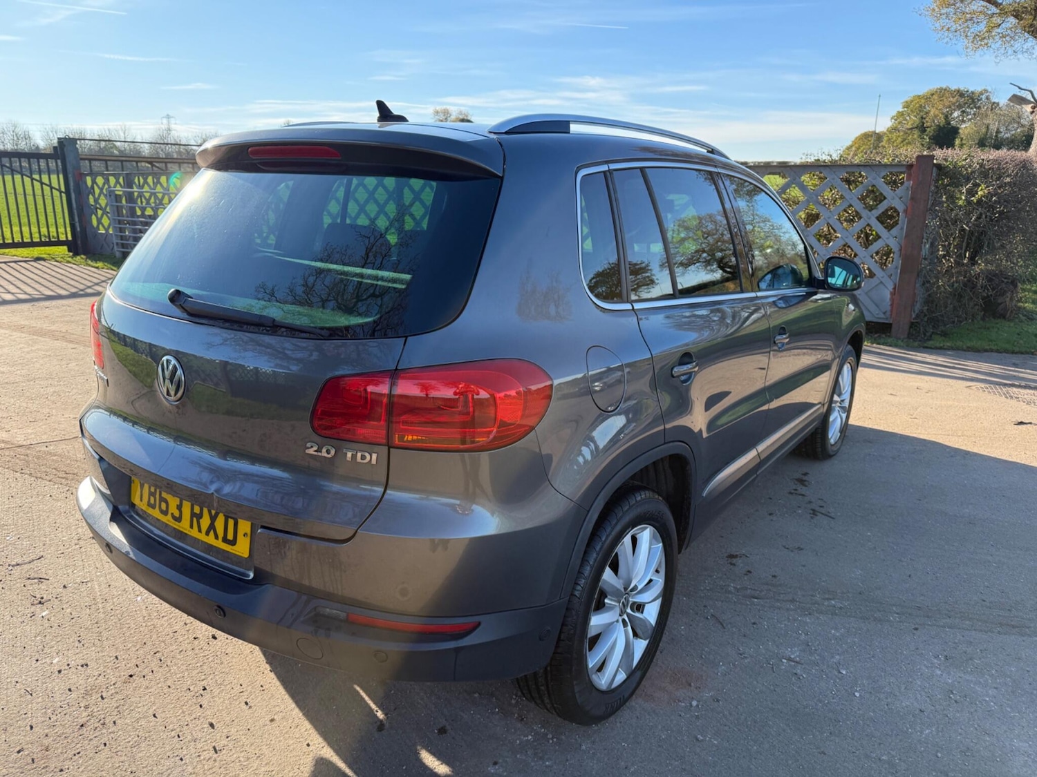 Used Volkswagen Tiguan 2014 for sale - 76657609: Photo 8