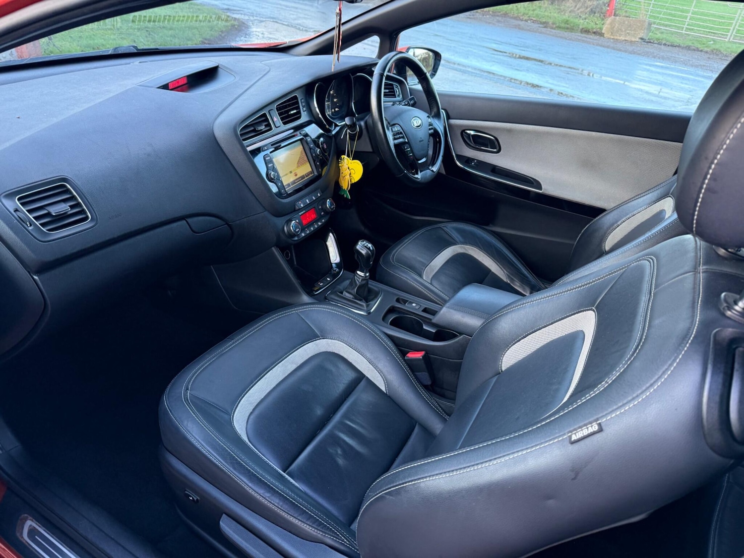 Used Kia Pro Ceed 2015 for sale - 77358475: Photo 13