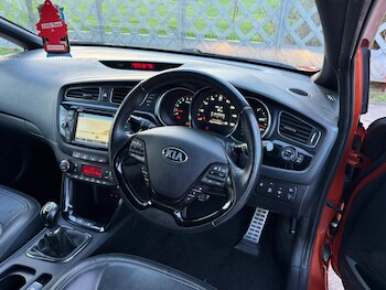 Used Kia Pro Ceed 2015 for sale - 77358475: Photo