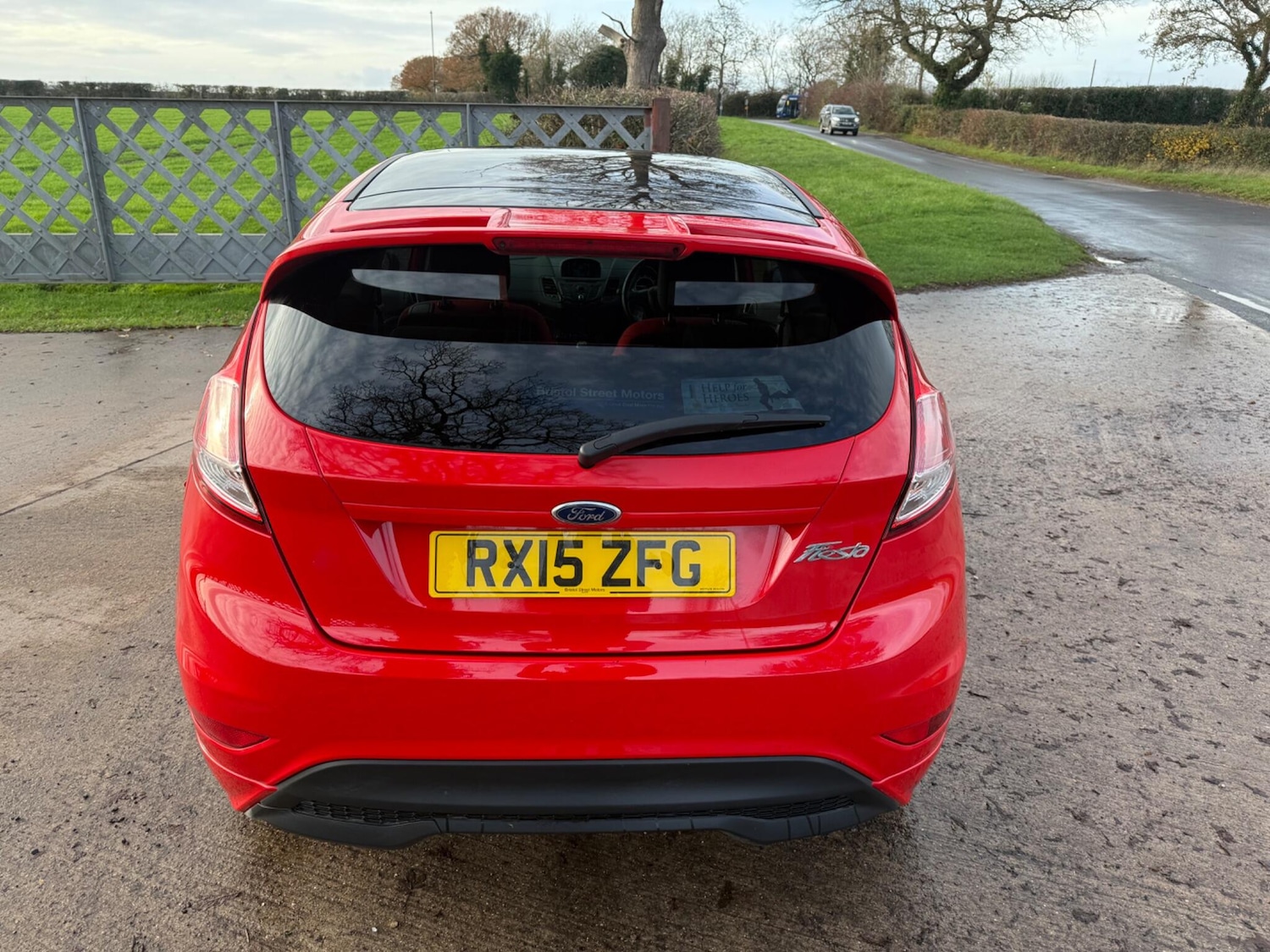 Used Ford Fiesta 2015 for sale - 76865642: Photo 8